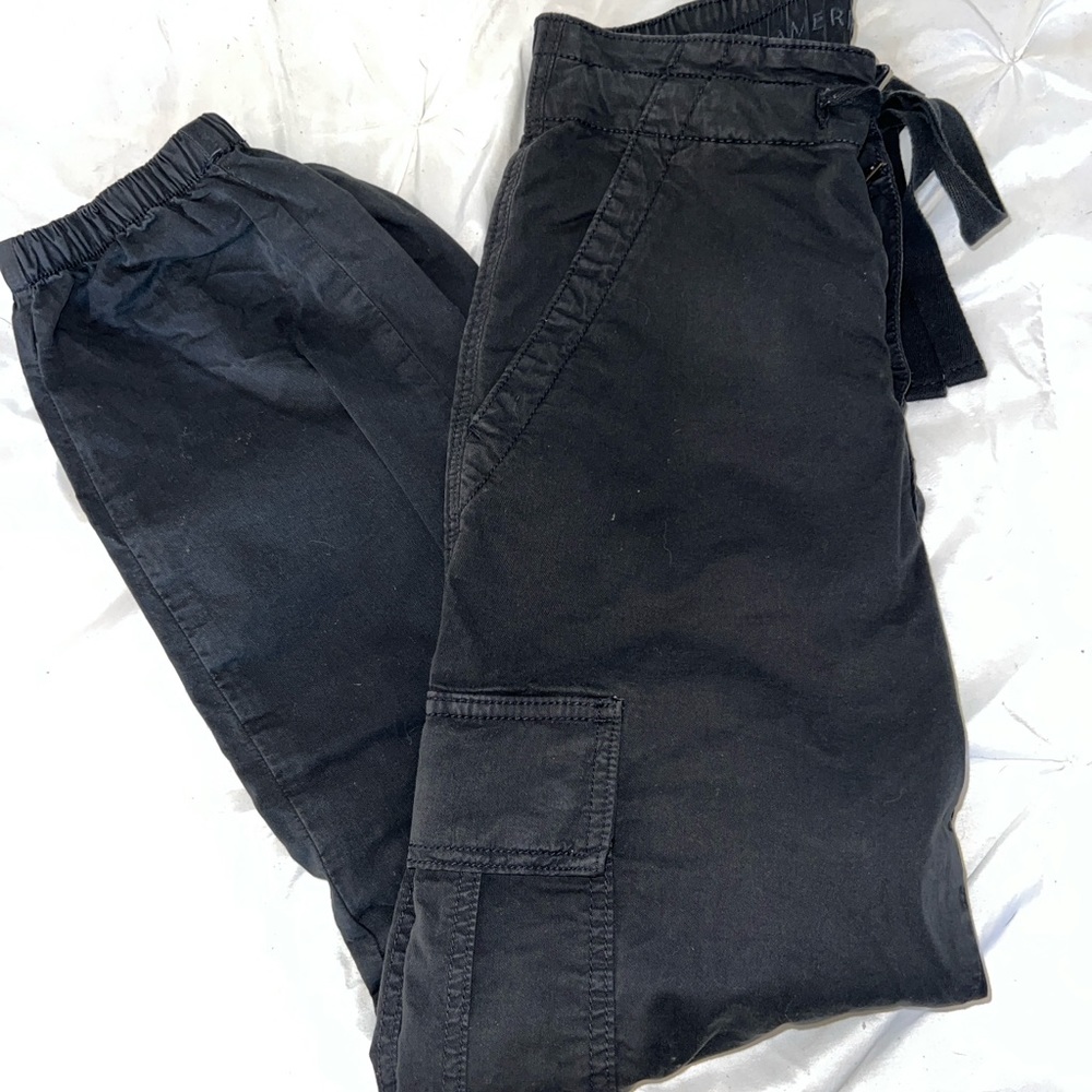 American Eagle Black Cargo Pants